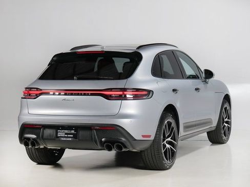 Certified 2026 Porsche Macan AWD/4WD image 9