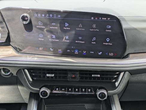 Used 2025 Chevrolet Tahoe LT AWD/4WD image 20