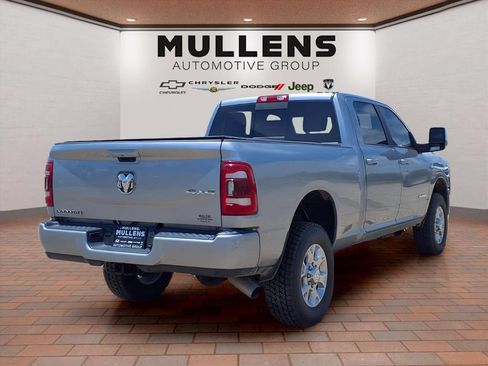 Used 2024 RAM 2500 Laramie AWD/4WD image 5