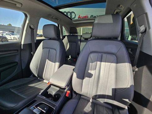 Used 2023 Audi Q5 2.0T Premium w/ Convenience Package AWD/4WD image 21