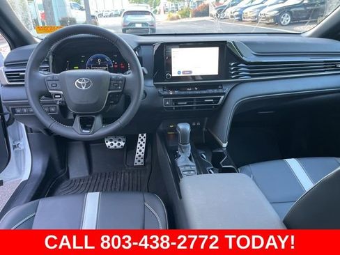 Used 2026 Toyota Camry SE FWD image 16
