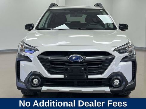Used 2024 Subaru Outback Limited XT AWD/4WD image 2
