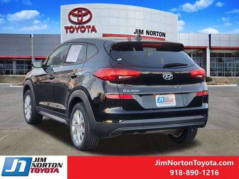 Used 2019 Hyundai Tucson SE image 7