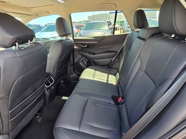 Used 2024 Subaru Outback Limited AWD/4WD image 25