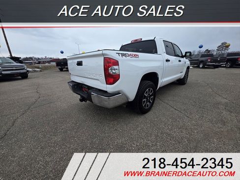Used 2018 Toyota Tundra SR5 w/ TRD Off Road Package image 4