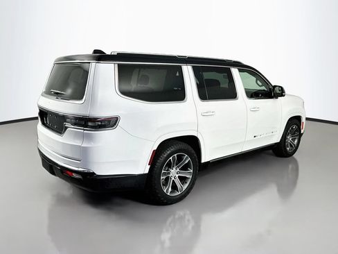 Used 2023 Jeep Grand Wagoneer 4WD image 7