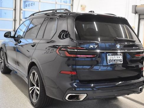 Used 2024 BMW X7 xDrive40i w/ M Sport Package AWD/4WD image 10