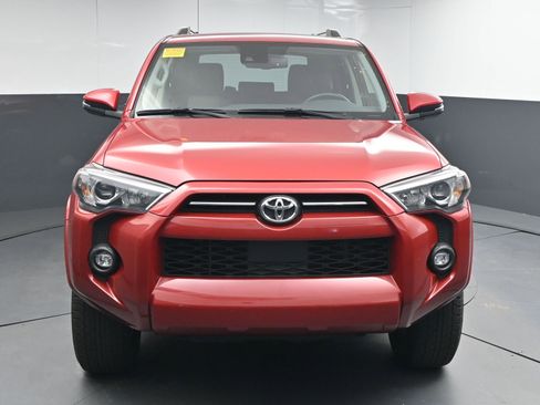 Certified 2024 Toyota 4Runner SR5 image 2