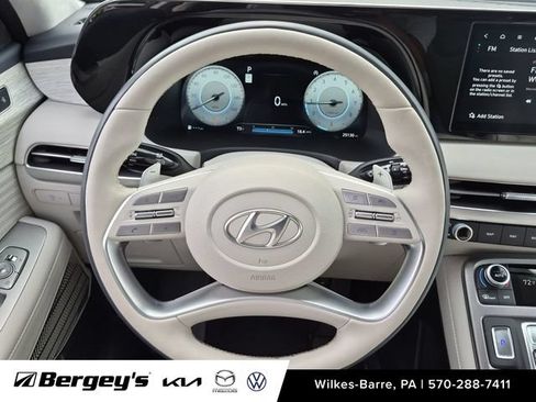 Used 2025 Hyundai Palisade Calligraphy AWD/4WD image 15