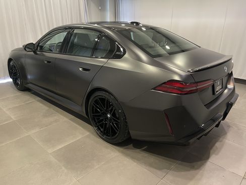 Used 2026 BMW M5 w/ Executive Package AWD/4WD image 4