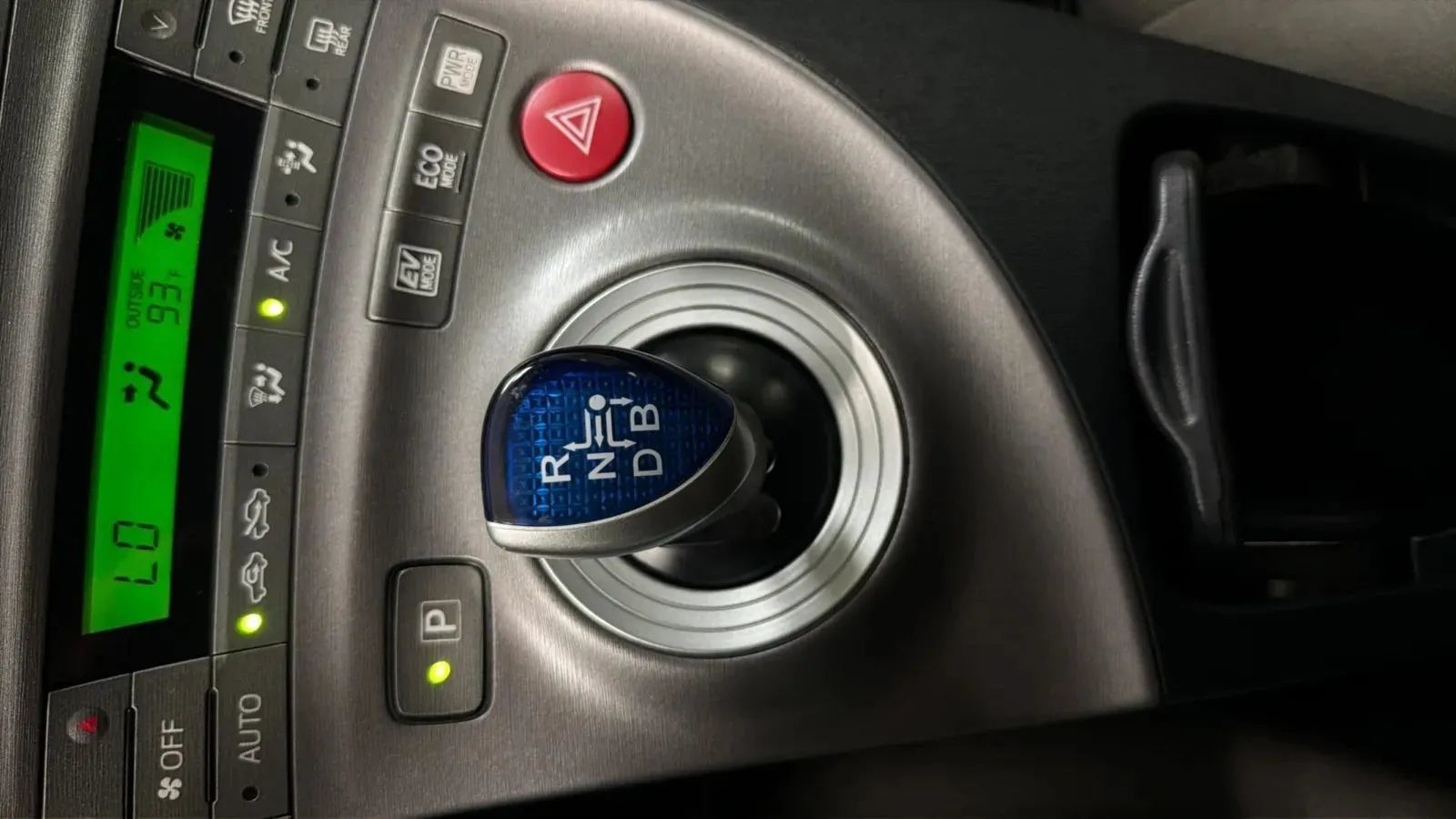 Used 2015 Toyota Prius Two FWD image 12