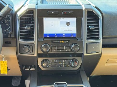 Used 2020 Ford F150 XLT image 16