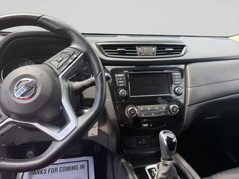 Used 2020 Nissan Rogue S w/ Special Edition Package AWD/4WD image 12