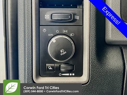 Used 2014 RAM 1500 Express AWD/4WD image 18