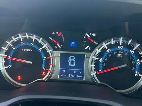 Used 2017 Toyota 4Runner SR5 Premium AWD/4WD image 24
