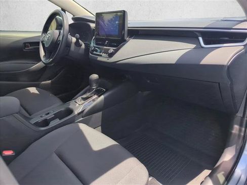 Certified 2025 Toyota Corolla LE w/ LE Premium Package FWD image 26