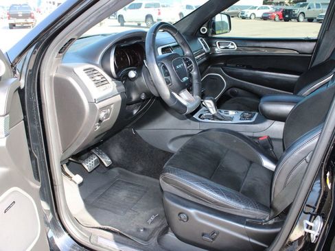 Used 2018 Jeep Grand Cherokee SRT w/ Trailer Tow Group IV AWD/4WD image 11