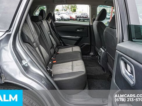 Used 2025 Nissan Rogue SV FWD image 21