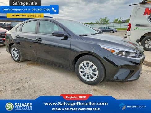 Used 2024 Kia Forte LX FWD image 5