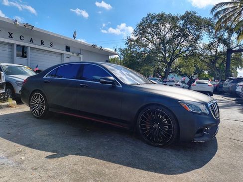 Used 2019 Mercedes-Benz S 560 Sedan image 18