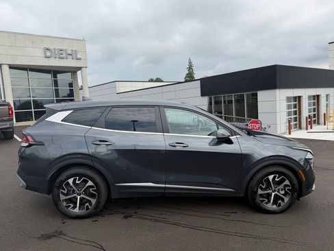 Used 2024 Kia Sportage EX FWD image 5