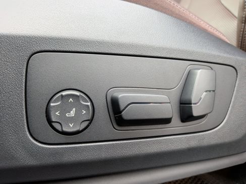 Used 2025 BMW X1 xDrive28i image 27