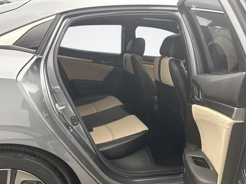 Used 2018 Honda Civic EX-L image 19