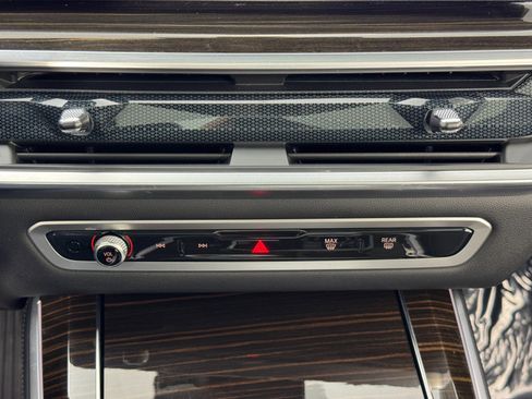 Used 2024 BMW X5 sDrive40i w/ Premium Package image 33