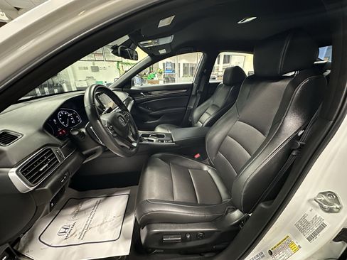 Used 2022 Honda Accord Sport image 7