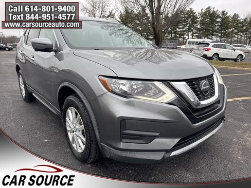 Used 2018 Nissan Rogue SV w/ Premium Package image 8