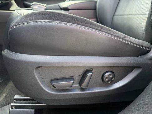 Used 2023 INFINITI QX50 Sensory AWD/4WD image 12