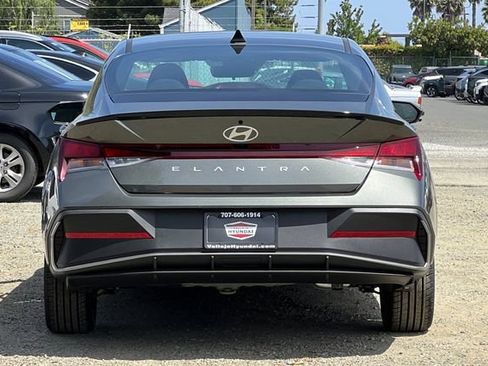 New 2026 Hyundai Elantra Sport FWD image 7