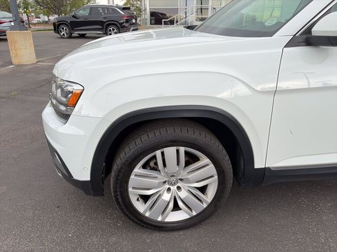 Used 2019 Volkswagen Atlas SEL Premium AWD/4WD image 10
