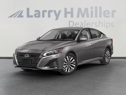 Used 2023 Nissan Altima 2.5 SV
