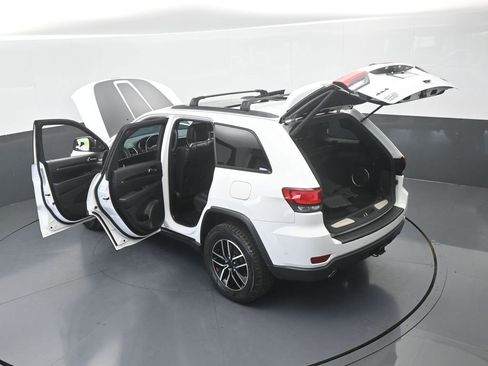 Used 2021 Jeep Grand Cherokee Trailhawk w/ Trailhawk Luxury Group AWD/4WD image 69