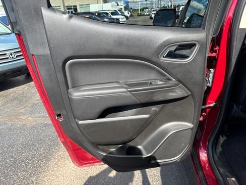 Used 2019 GMC Canyon Denali AWD/4WD image 17