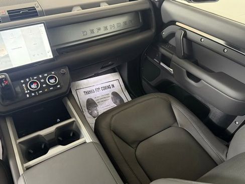 New 2025 Land Rover Defender 110 V8 image 28