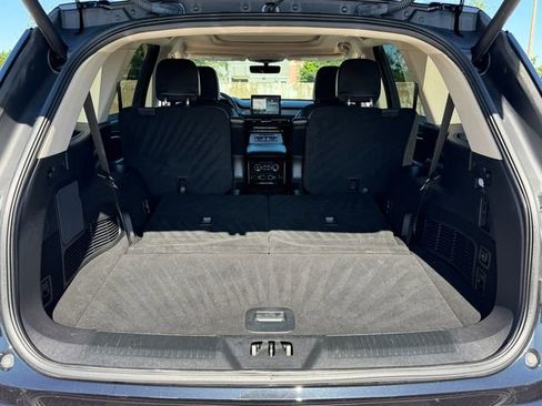 Used 2023 Lincoln Aviator AWD w/ Premium Package image 19