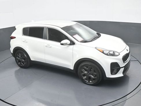 Used 2022 Kia Sportage LX w/ LX FWD Value Edition Package image 51