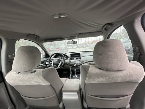 Used 2010 Honda Accord LX-P image 12