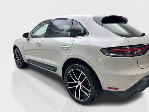 Used 2023 Porsche Macan image 14