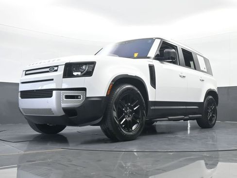 Used 2022 Land Rover Defender 110 S image 58