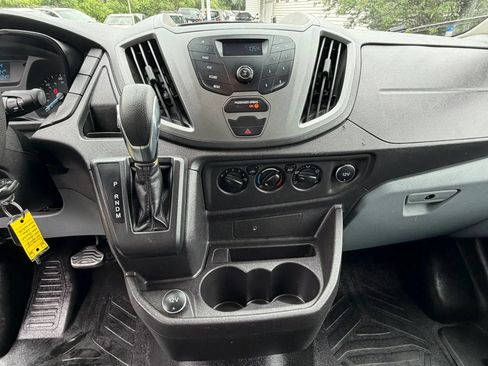 Used 2018 Ford Transit 250 148 High Roof RWD image 19