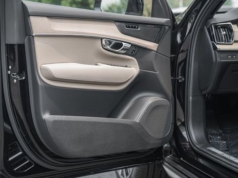 New 2026 Volvo XC90 T8 Plus w/ Protection Package Premier AWD/4WD image 36