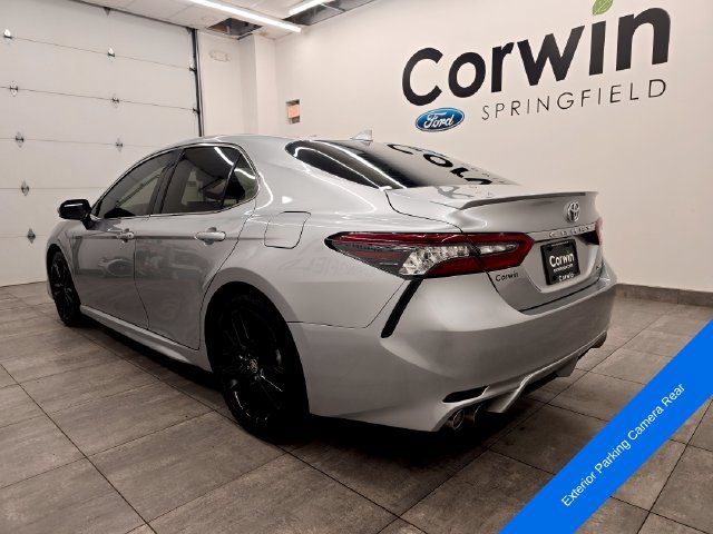 Used 2023 Toyota Camry XSE FWD image 3