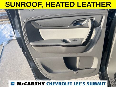 Used 2014 GMC Acadia SLT image 30