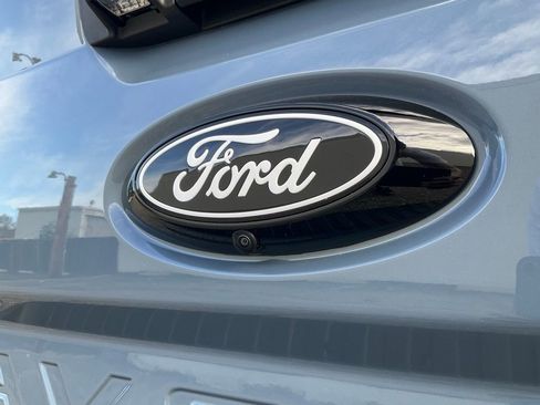 New 2025 Ford Maverick Lariat w/ Black Appearance Package image 21