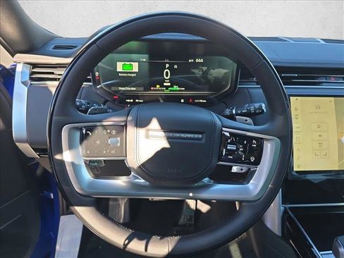 New 2025 Land Rover Range Rover SE image 16