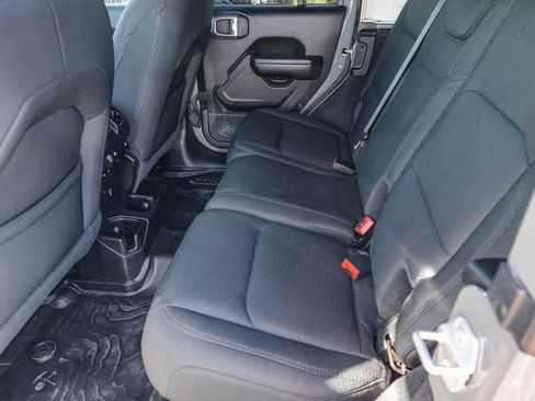 Certified 2021 Jeep Wrangler Unlimited Sport image 17