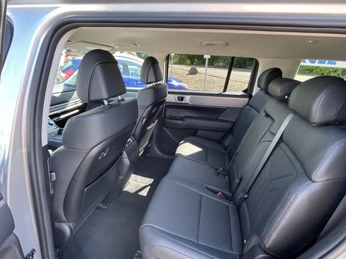 Used 2026 Hyundai Santa Fe SEL AWD/4WD image 13